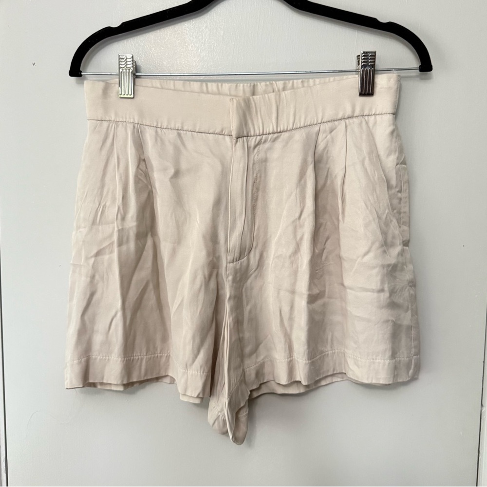 Zara Cream Silky Lightweight Shorts Size Medium